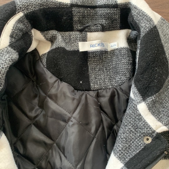 Ricki’s Plaid Toggle Coat - Picture 4 of 9